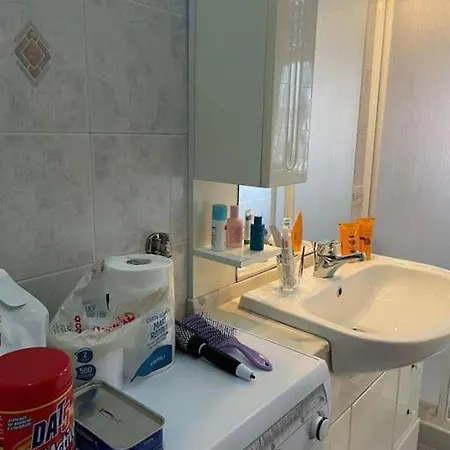 Bilocale Vacanze A アパート