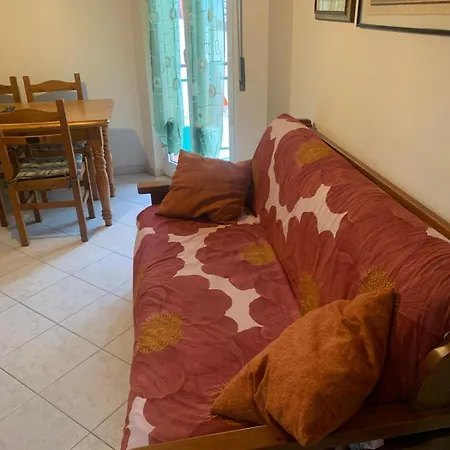Bilocale Vacanze A * Loano